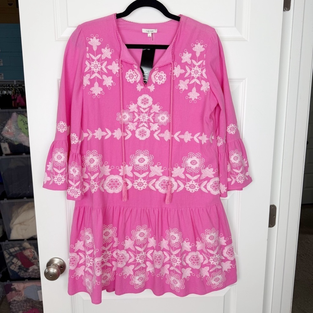Tyler Boe Holly Embroidered Cotton Skimmer Dress in Cheeky Pink Size S NWT - Picture 5 of 16